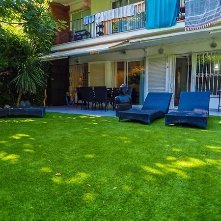 Apartment Garden Vinyet By Hello Homes