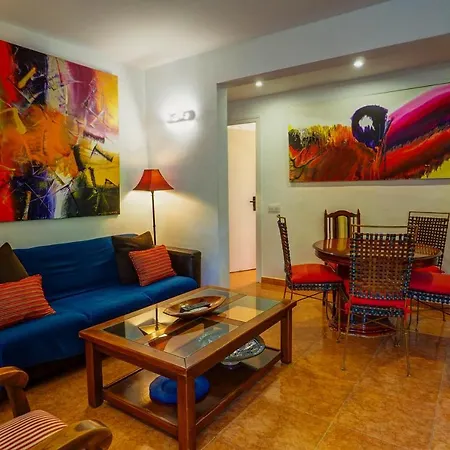 Garden Vinyet By Hello Homes