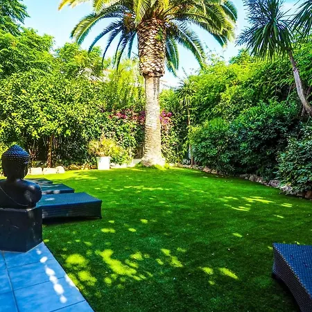 Garden Vinyet By Hello Homes Apartment