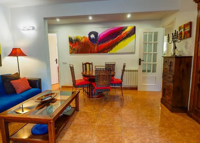 Garden Vinyet By Hello Homes شقة *