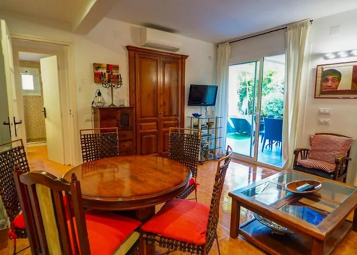 Garden Vinyet By Hello Homes سيدجيس