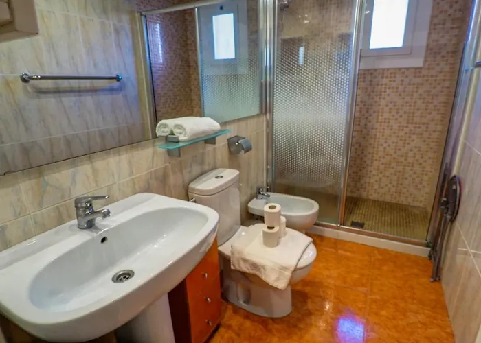 Garden Vinyet By Hello Homes *